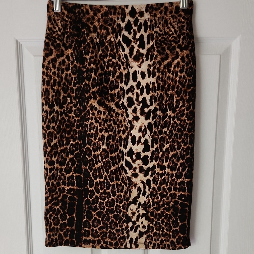 Leopard Print Pencil Skirt